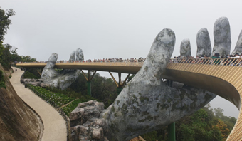 Golden Hands Bridge